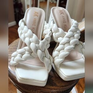 Anne Klein White Mules with Quilted Comfort